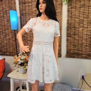 Topshop Off-White Short Sleeve Lace Dress